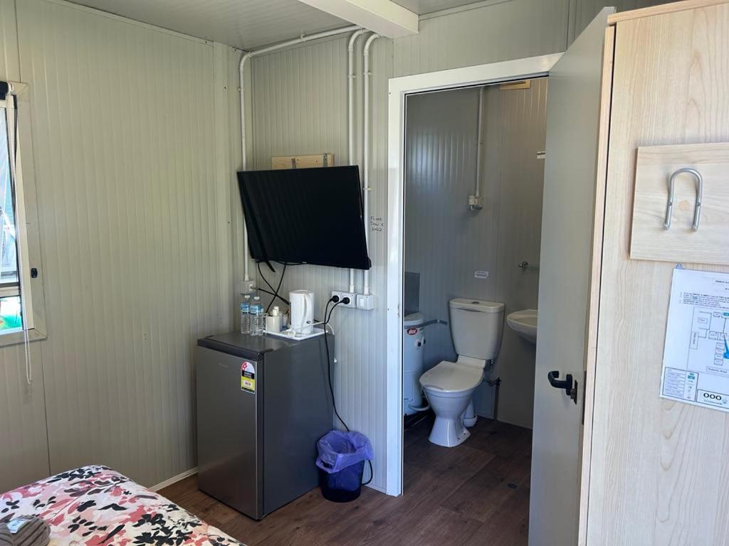 Gundiah Gundy Pub & Caravan Park מראה חיצוני תמונה